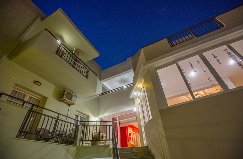 Malia Central Apartments Eksteriør billede