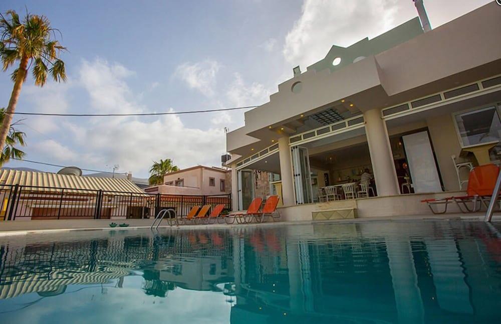 Malia Central Apartments Eksteriør billede
